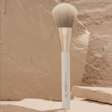 Cargar imagen en el visor de la galería, GloWish All Over Face Powder Brush
